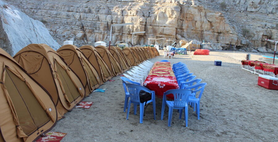 Camping mit stühlen Oman